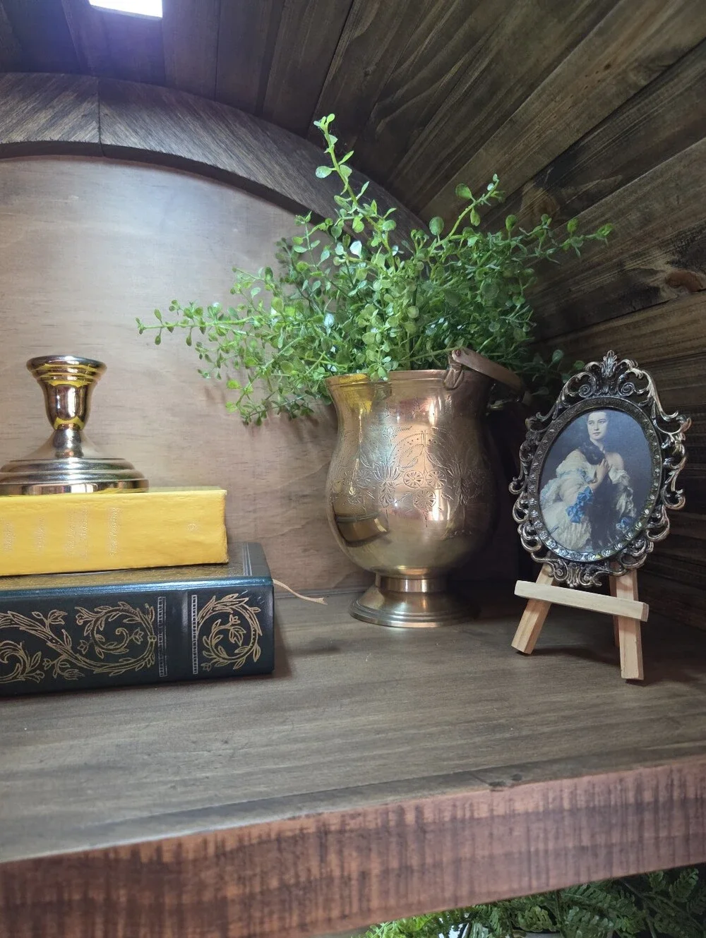 Vintage Italian Miniature Oval Pair Of Picture Frames